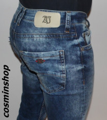 Blugi ARMANI JEANS Model NOU de Sezon - Skinny !!! foto