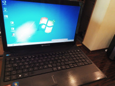 Packard bell tk81- 2. 10ghz- 4 gb ram- 250 gb hdd- 512mb video foto