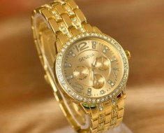 Ceas Geneva metalic cu cristale gen guess swiss d&amp;amp;g - Auriu foto