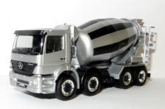 Herpa Mercedes ACTROS betoniera 4 axe 1:87 foto