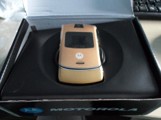 Motorola RAZR V3 Originala Gold Nou in cutie Tzipla 0min! Poze Reale foto