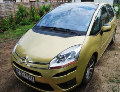 Vind autoturism Citroen C4 Picasso ,38.000 KM reali, 1560 cmc ,inm. in oct.2008 in RO ,stare excelenta,fara accidentari ! promo - 8000 EURO !!!! foto