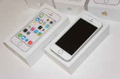 IPHONE 5S 64B WHITE /SILVER (ALB), NOU-NOUT in Cutie **64Gb**NOU**NEVERLOCKED**TRANSP GRATUIT**CADOU FOLIE foto