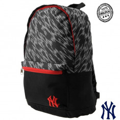 Ghiozdan NY Yankees Animal Backpack, Original , Nou - Import Anglia - Dimensiuni H43cm, W30cm, 13cm foto