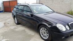 Mercedes benz e220 foto