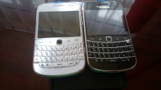 BLACKBERRY 9900 LA CUTIE CU TOATE ACCESORIILE foto