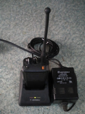 STATIE PORTABILA MOTOROLA GP900 4W IN UHF foto