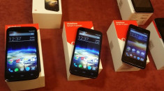 Vodafone SMART 4 POWER -nou-GARANTIE 24 LUNI+ FACTURA- NECODAT-PACHET COMPELT foto