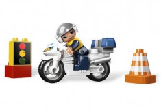 Motocicleta de politie LEGO DUPLO (5679) foto