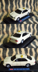 Mercedes Benz E 320 Taxi 1/18 foto