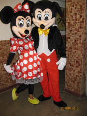 Cuplu mascote Mickey + Minnie foto