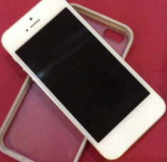 iPhone 5 NEVERLOKED 16 GB - CA NOU - PRET FIX foto