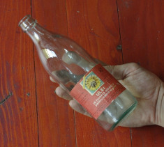 Sticla de ulei din perioada comunista - eticheta originala !!! foto