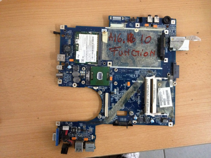 Placa de baza Toshiba satellite M70 cu placa video pe slot A16.10