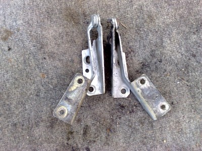 BALAMA LE CAPOTA FORD FOCUS 1998-2004 XS41-16801-AF foto