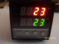 Termoregulator industrial REX C-100, controler temperatura 0-400 grade, termostat digital foto