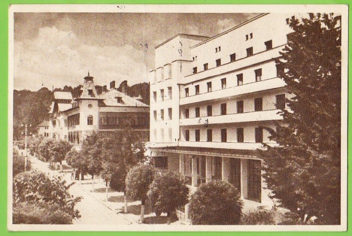 RPR Govora,B-dul Tudor Vladimirescu ilustrata circulata 1957,stampilele si timbrul in perfecta stare pe verso RPR Govora,B-dul Tudor Vladimirescu ilustrata circulata 1957,stampilele si timbrul in perfecta stare pe verso