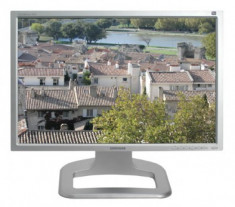 Monitor full HD Samsung 244T foto