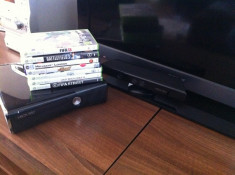 Xbox 360 ca nou (250GB,2 controllere,5 jocuri) foto