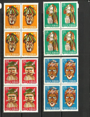 ROMANIA 1969 MASTI FOLCLORICE BLOC DE 4 MNH foto