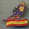 1004 INSIGNA - SKI - CLUB AMISTAD -MADRID - SPANIA -starea ce se vede.