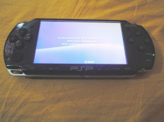 Consola PSP slim 2004 modat permanent, card 8gb, stare foarte buna 219.99 lei(gamestore)! foto