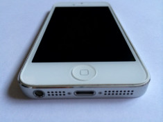 Apple iPhone 5 32GB White Alb NEVERLOCKED In Stare FF Buna Okazie !!! foto