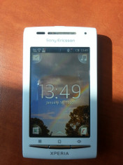 Sony Ericsson Xperia X8 foto