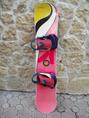 VAND PLACA SNOWBOARD HOGGER -135CM CU LEGATURI HOGGER- 250LEI foto