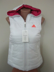 VESTA ADIDAS CU GLUGA ,PRET MICUT!---DAMA---MARIME XXXL --PENTRU 65-70 KG foto