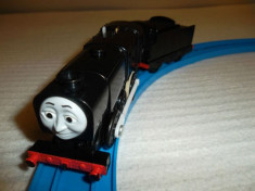 TOMY/TrackMaster trenulet baterii - Thomas and Friends locomotiva motorizata NEVILLE - transport GRATUIT foto