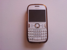 vand sau schimb nokia asha 302 foto