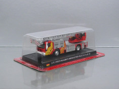 Iveco Magirus Drehleiter DLK 23-12 Pompieri Germania, Del Prado, 1/72 foto