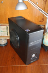 Desktop, Intel Core 2 Duo E8200, 4GB DDR3, ATI Radeon 5770 - 1GB DDR5, HDD 200GB, SoundBlaster 5.1, eventual Monitor AOC 19&amp;quot; wide foto