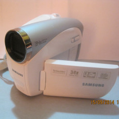 Samsung SC-D382 34X Zoom MiniDV Camcorder White