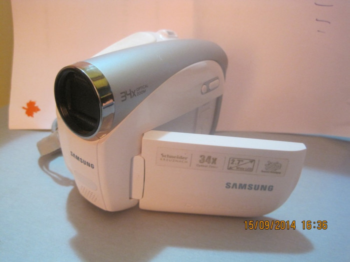 Samsung SC-D382 34X Zoom MiniDV Camcorder White
