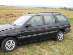 Dezmembrem Ford Escort 1.8 D 1995 foto