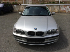 dezmembrez bmw 320d 136cp foto