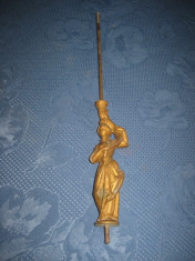 Ornament pendula femeie bronz perioada 1900. foto