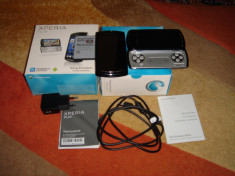 SONY ERICSSON XPERIA PLAY R800i, LIBERE DE RETEA NOI LA CUTIE - 439 LEI !!! foto