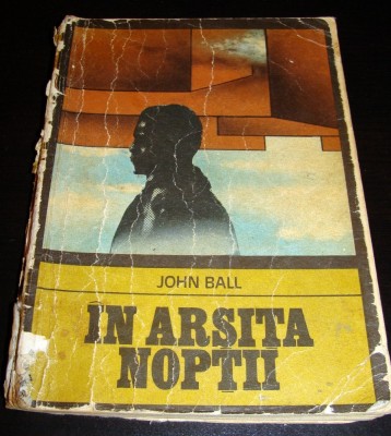 IN ARSITA NOPTII - John Ball foto