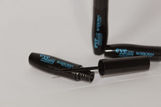 Tus Eyeliner Negru Waterproof Deborah Eyeliner Precision Nuanta Negru foto