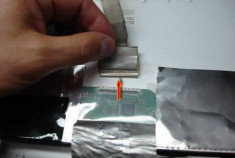 Service Reparatie Laptop - Schimbare cablu lcd / lvds foto