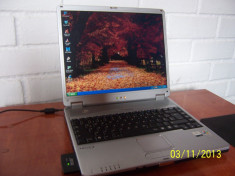 Laptop Fujitsu-Siemens Amilo K7600 foto