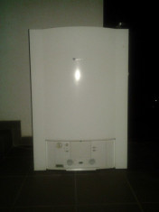 Centrala termica gaz Junkers CERACLASS ACU TIP ZWESE 28-5MFA cu boiler 50l incorporat foto