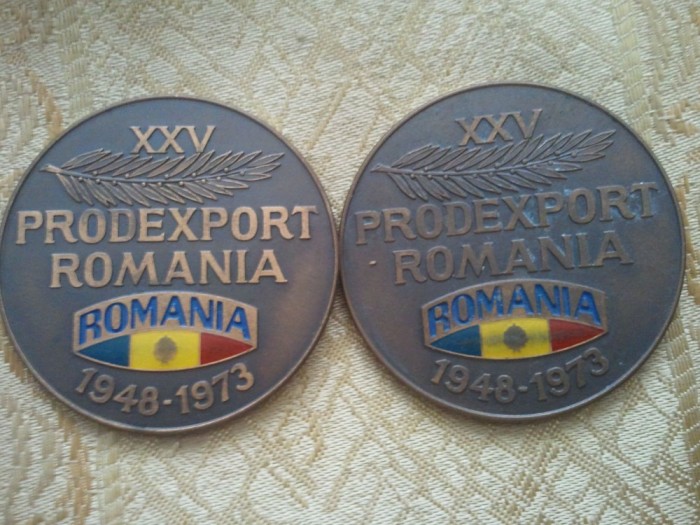 Lot 2 medalii (scris colorat diferit) Prodexport Romania 1948-1973 35 grame bucata + taxele postale 10 roni = 80 roni