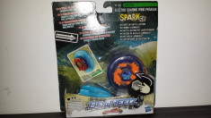 BEYBLADE BEYWHEEZZ HASBRO TITIREZ ELECTRO SOARING WING PEGASUS SIGILAT foto