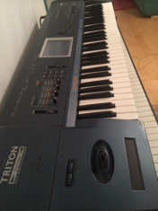 Korg Tritone Extreme foto