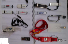 Stick-uri USB 4Gb, diverse modele, absolut noi, Super-ieftin! foto