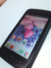 Smartphone E-BODA Rainbow V40, 4&amp;quot;, 5MP, Dual Core, Dual Sim foto